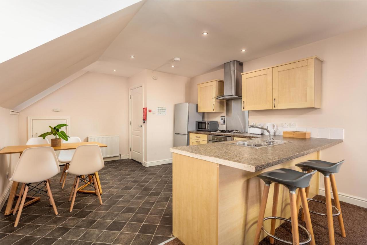 Elliot Suite No9 - Donnini Apartments Ayr Esterno foto